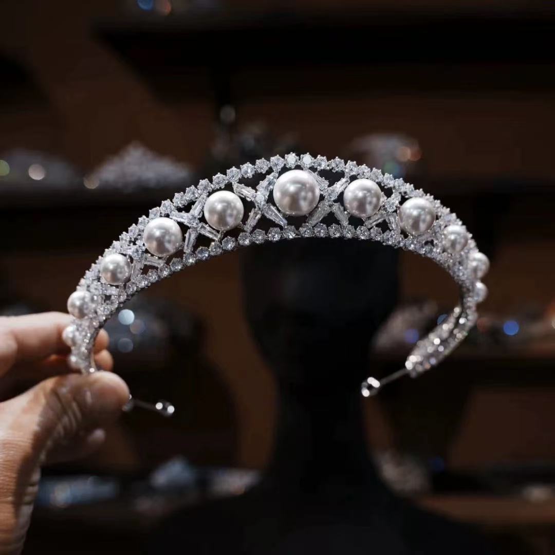 Pearl Bridal Tiara（珍珠皇冠）